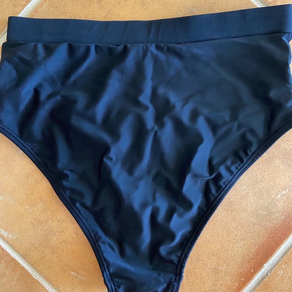 High Waisted Bikini Bottom - Picture 4 of 5